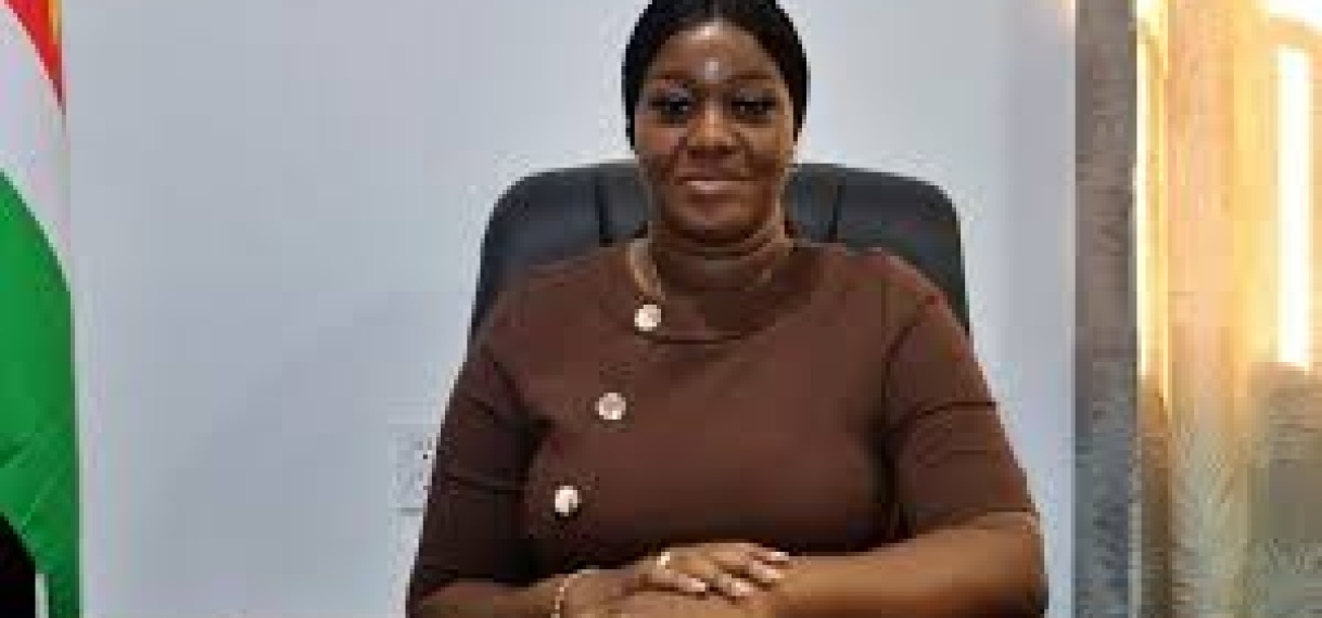 Geen eindjaarsfeest voor RO; ambtenaren krijgen waardebonnen