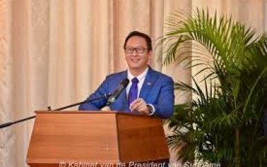 Tsang: Vuilophalers jaar lang niet betaald en zonder contract