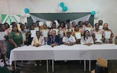 75 personen in Albina geslaagd voor vakgerichte trainingen