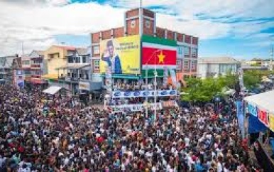 Feestdagen in Suriname sober door steeds verlagende koopkracht