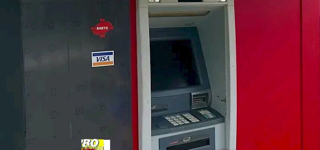 De politie roept op tot extra voorzichtigheid bij het pinnen