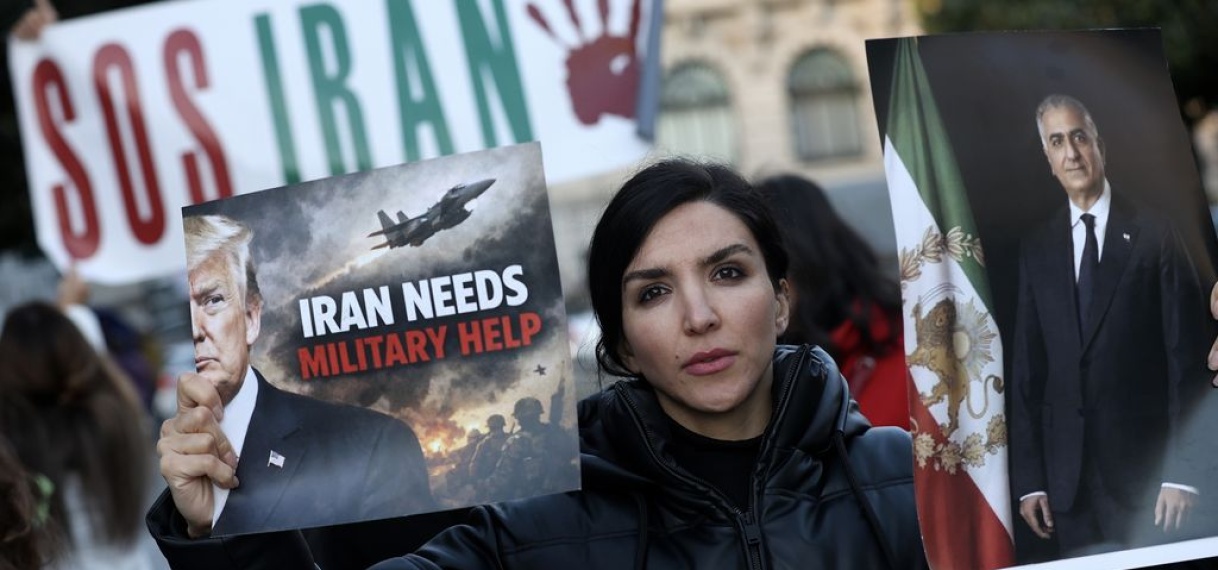 Iran heeft vannacht het grootste deel van zijn luchtruim urenlang gesloten, zonder een reden te geven