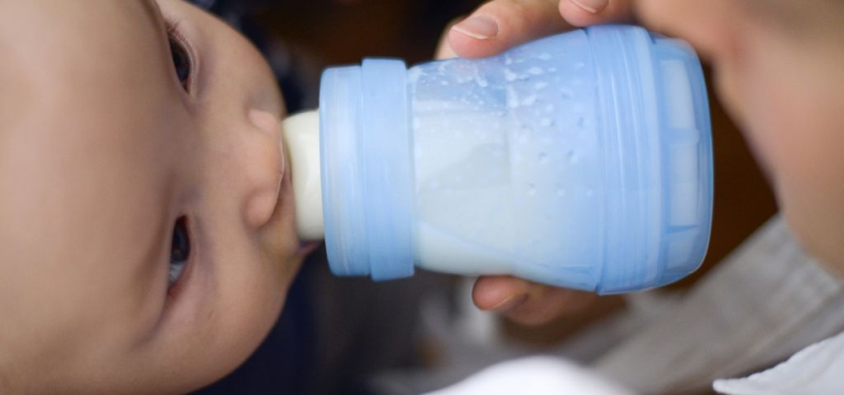 Franse justitie onderzoekt overlijden baby’s na giftige babymelk