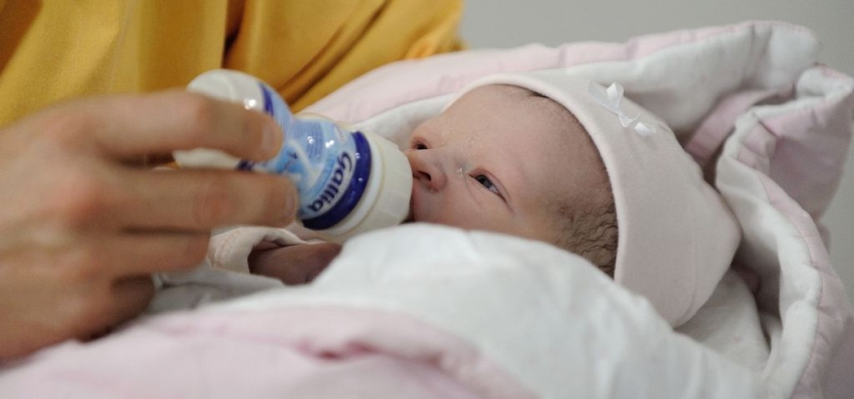 UPDATE: Nestlé meldde besmetting babymelkpoeder pas na tien dagen