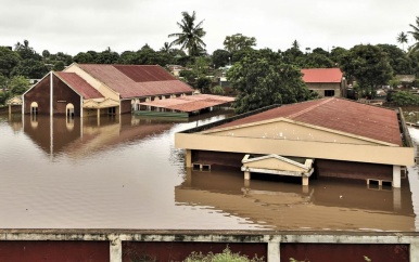 Zware overstromingen in zuidelijk Afrika eisen meer dan 200 levens