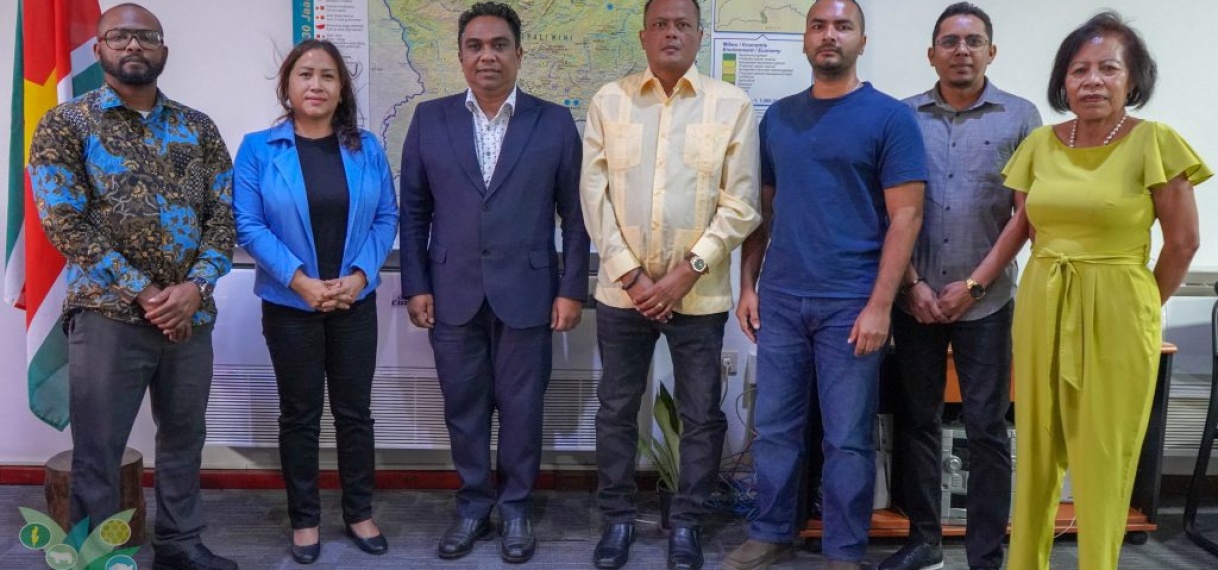 Nieuwe Raad van Toezicht bij Viskeuringsinstituut geïnstalleerd