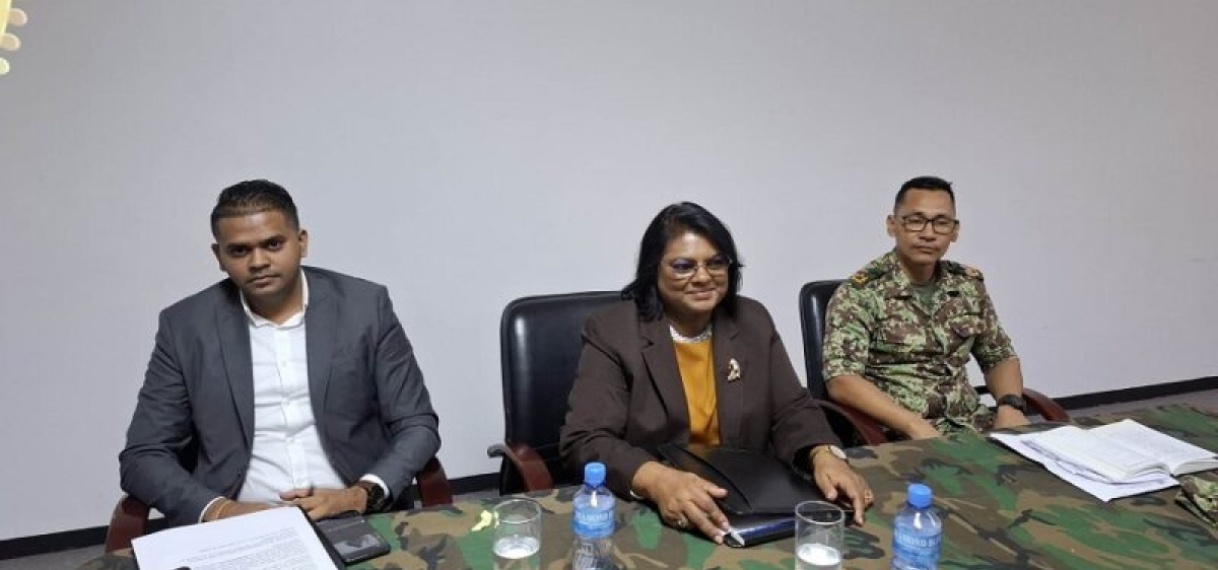 Directeur Defensie Jayant Bidesie per direct uit zijn functie gezet