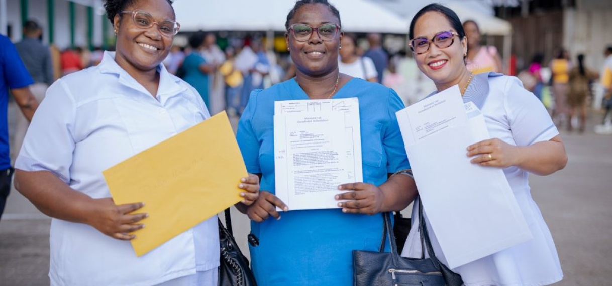 Verpleegkundigen en leerkrachten ontvangen toewijzingsbeschikkingen