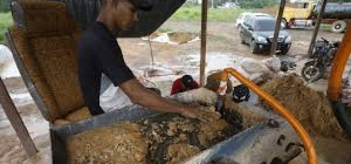 Naast olie heeft Venezuela goud, gas en aluminium, maar welk bedrijf durft het risico aan?