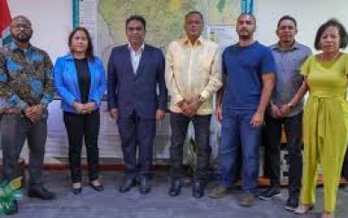 Emanuel Enjoem voorzitter nieuwe RvT Viskeuringsinstituut.