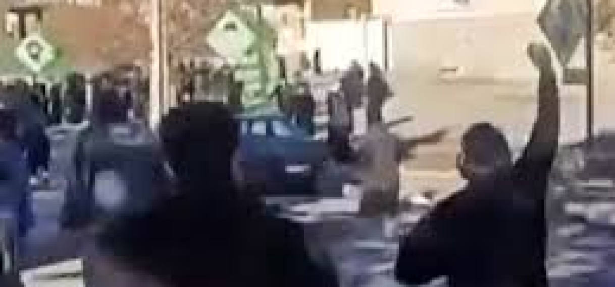 Minstens 35 doden en 1200 arrestaties bij protesten in Iran