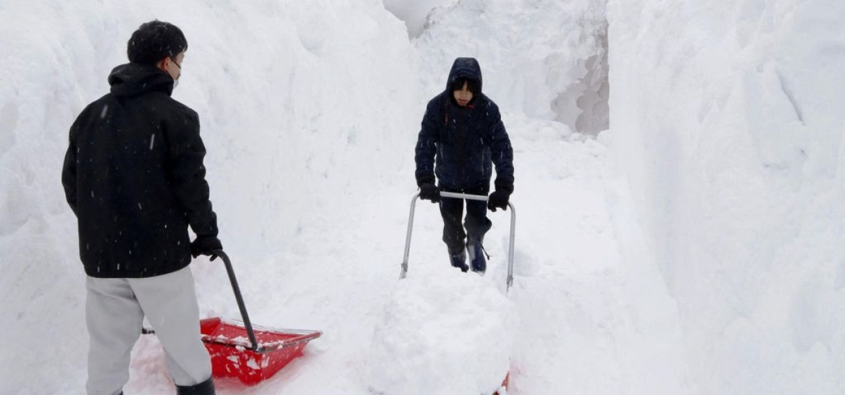 Recordhoeveelheden sneeuw in Japan eisen zeker dertig levens