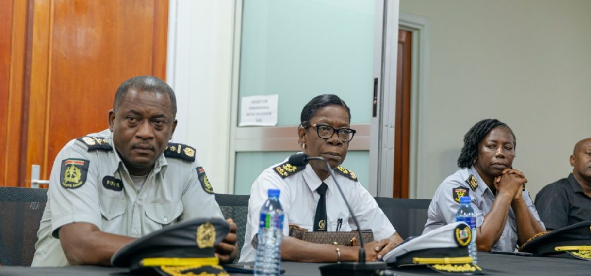 Digitaal vuurwapen-registratiesysteem versterkt strijd tegen illegale wapens in Suriname