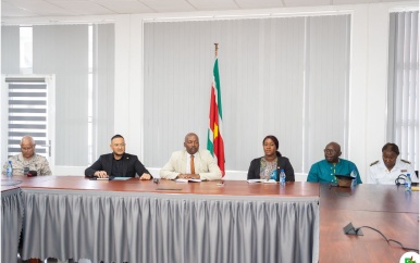 RO aanwezig bij overleg Matawai-gemeenschap en Zijin over Moeroekreek