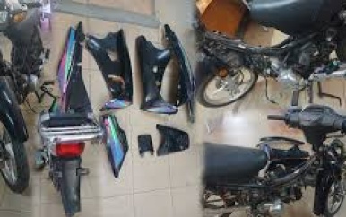 Drie verdachten aangehouden na diefstal van bromfietsen in Livorno