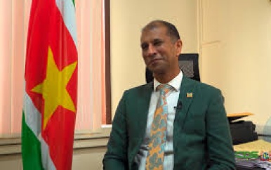 Minister Brunings ziet olie- en gasindustrie als impuls voor de economie