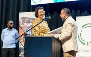 VES pleit voor brede quick scans: fragmentatie kost Suriname geld, tijd en vertrouwen