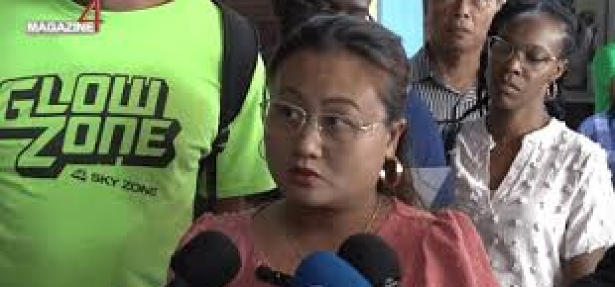 Docenten IMEAO3 stellen minister Currie ultimatum voor uitbetaling achterstallige salarissen