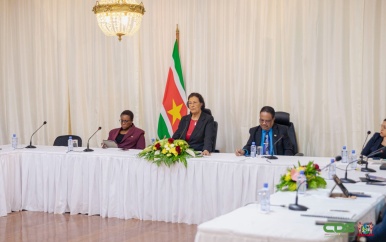 Regering komt ambtenaren tegemoet met koopkrachtversterking