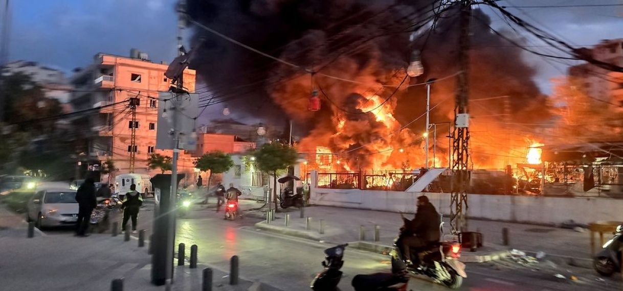 UPDATE: Dag vijf van het conflict: nieuwe aanvallen en evacuaties uit het Midden-Oosten