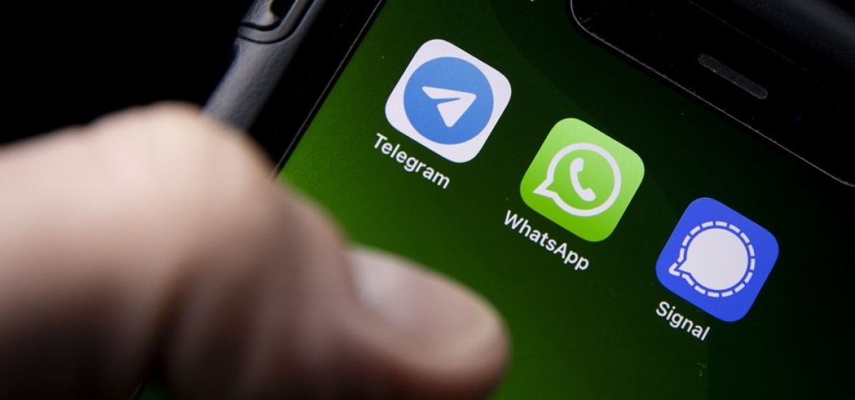 Russische hackers richten zich op WhatsApp en Signal van Nederlandse overheidsmedewerkers
