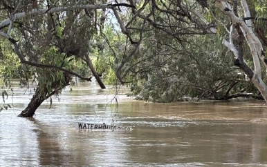 Overstromingen in Noord-Australië: duizend mensen geëvacueerd
