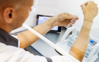 UPDATE: Oud-gynaecoloog wil kinderen ontmoeten die hij zelf verwekte