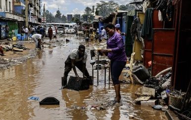 Hulpdiensten in actie na nieuwe overstromingen in Kenia