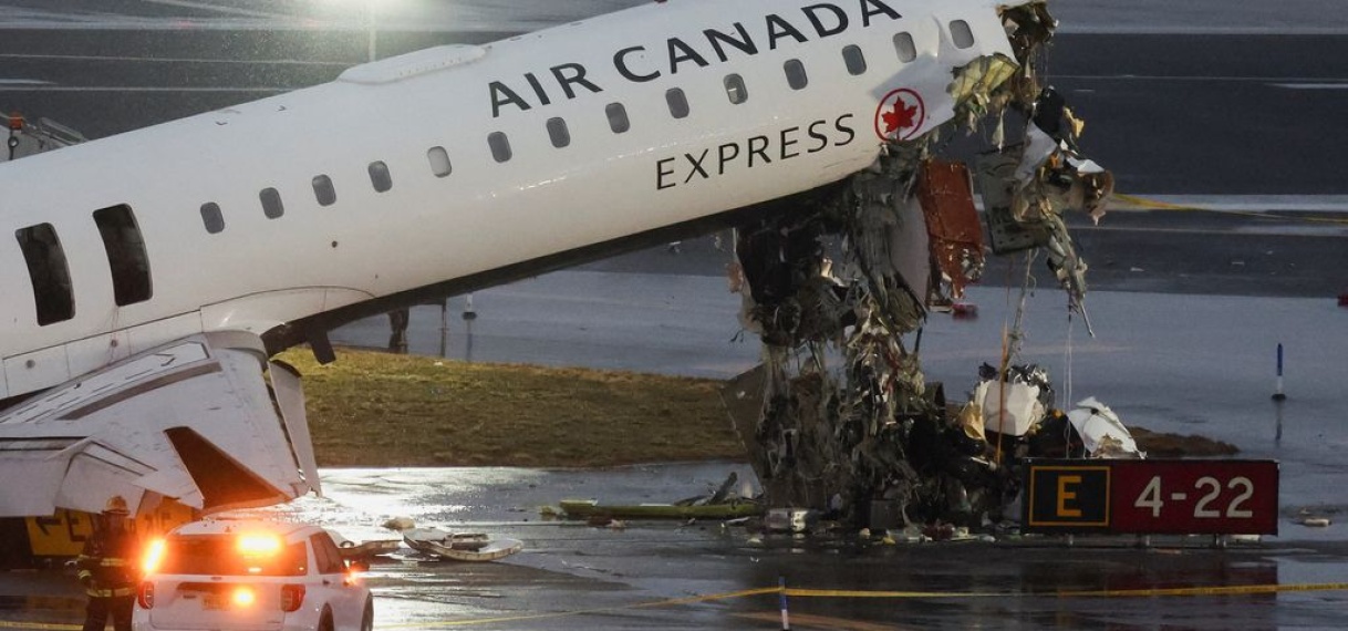 UPDATE: Verkeersleider neemt schuld op zich na dodelijke vliegtuigbotsing in New York: “Ik heb het verprutst.”