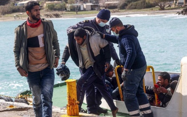 22 migranten sterven na zes dagen op zee in rubberboot
