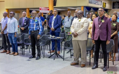 Rol als strategische poort benadrukt bij 30-jarig jubileum NV Luchthavenbeheer