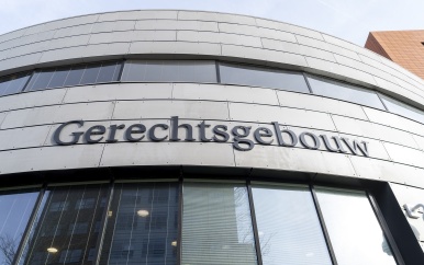 OM: topsporter (35) verdacht van misbruik en chats met minderjarigen