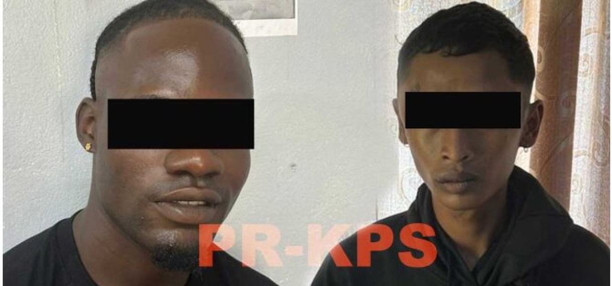 Drie verdachten aangehouden voor bromfietsdiefstal; twee nog voortvluchtig