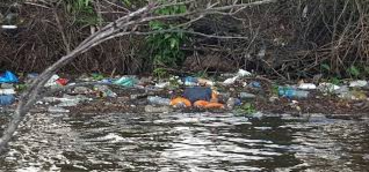 Zwaar vervuild rivierwater in Lawa-gebied vormt ernstig gezondheidsrisico