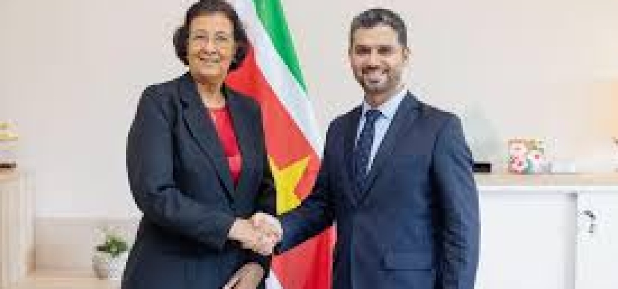 President Simons bespreekt digitale transformatie met bedrijf uit VAE