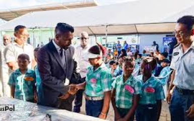 Minister Monorath benadrukt preventie tijdens succesvolle educatieve dag in Meerzorg