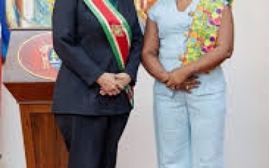 Nieuwe directeur MI-GLIS beëdigd