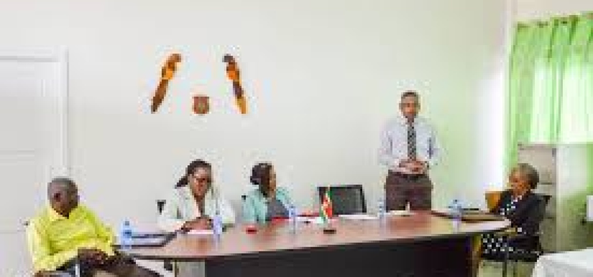 Onderwijs en begeleiding in Jeugddoorgangscentrum Opa Doeli centraal tijdens werkoverleg