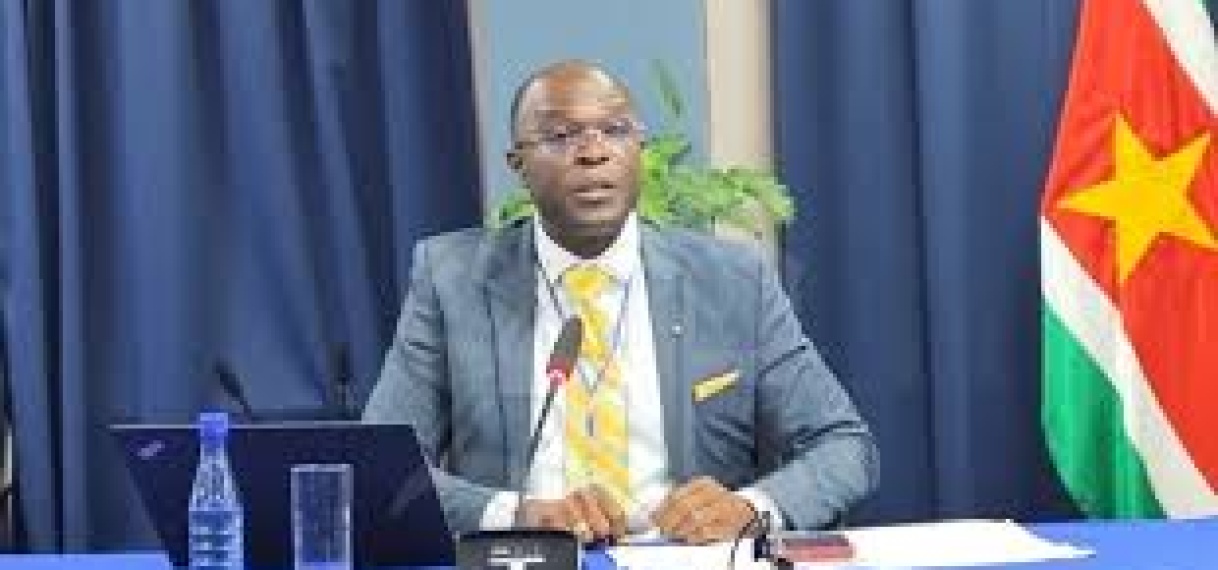 SRD 40.000 toelage voor managers zorgt voor spanningen bij EBS