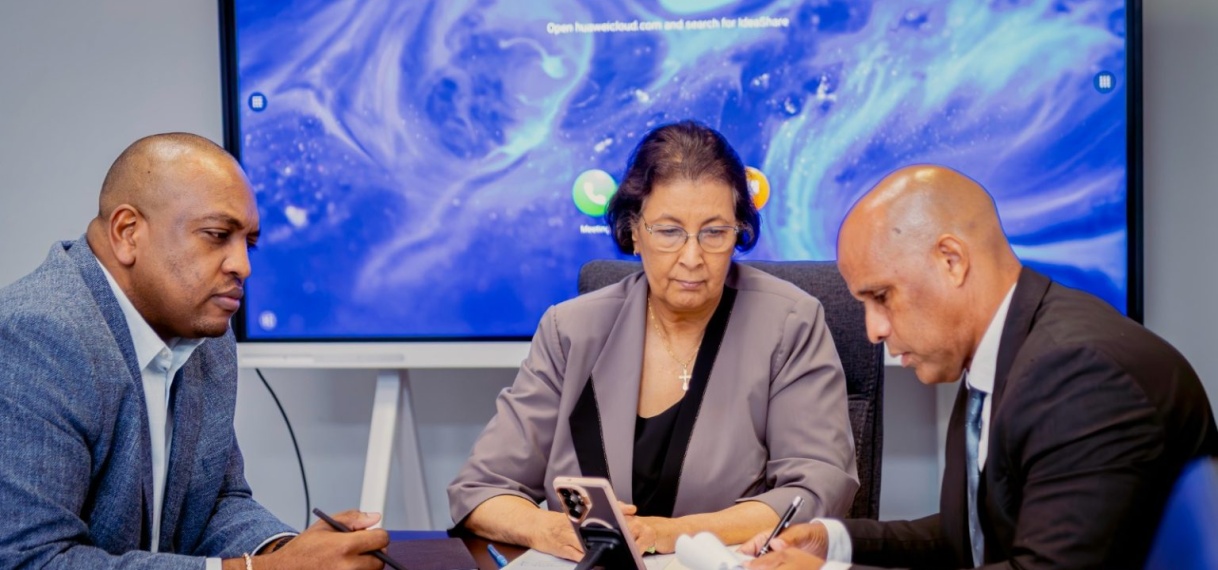 Telefonisch overleg Suriname en Brazilië over versterking samenwerking