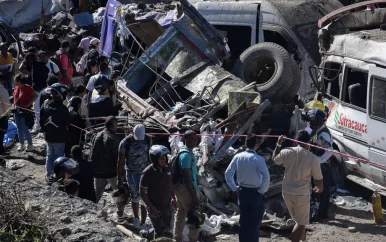 Dodelijke explosie in bus Colombia; geweld loopt op