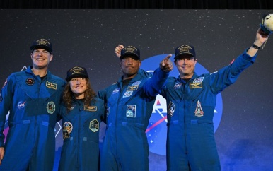 UPDATE: Artemis II-astronauten: ‘Bijzonder om weer op aarde te zijn’