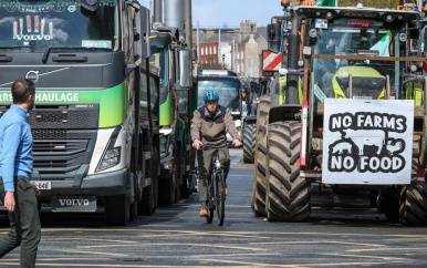 Brandstofcrisis in Ierland door protesten en blokkades