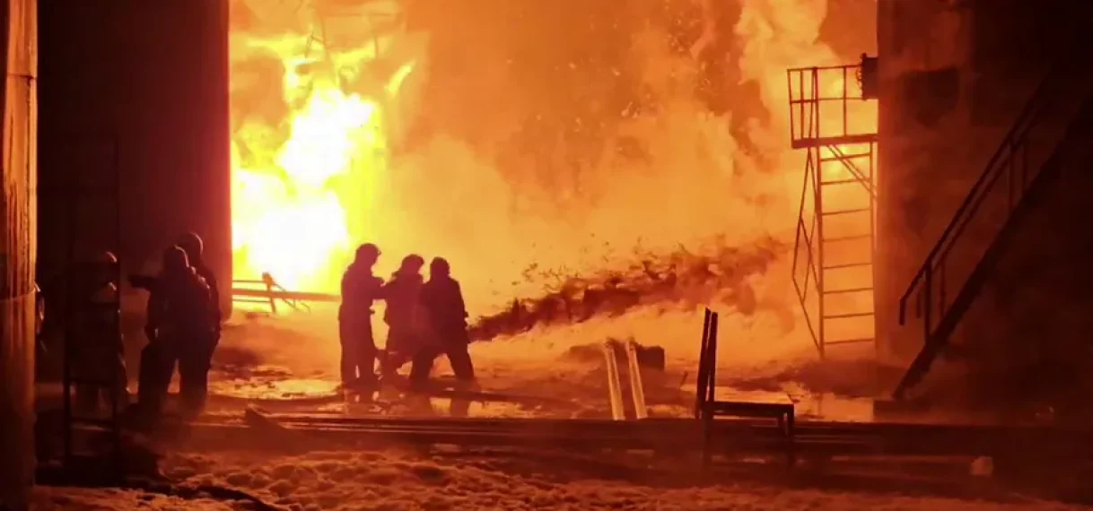 Oekraïne valt Russische haven en olieraffinaderij aan