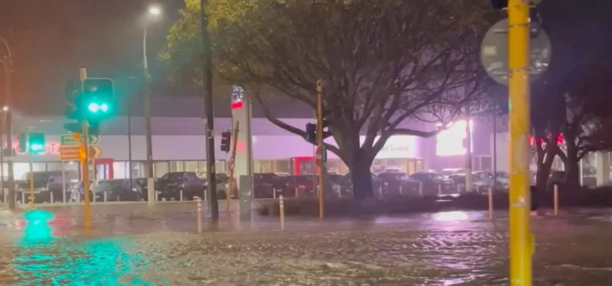 Noodtoestand in Wellington na extreme regenval