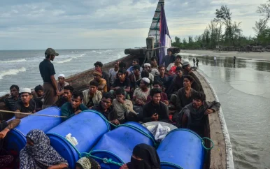 Meer dan 250 vermist na bootramp Andamanse Zee