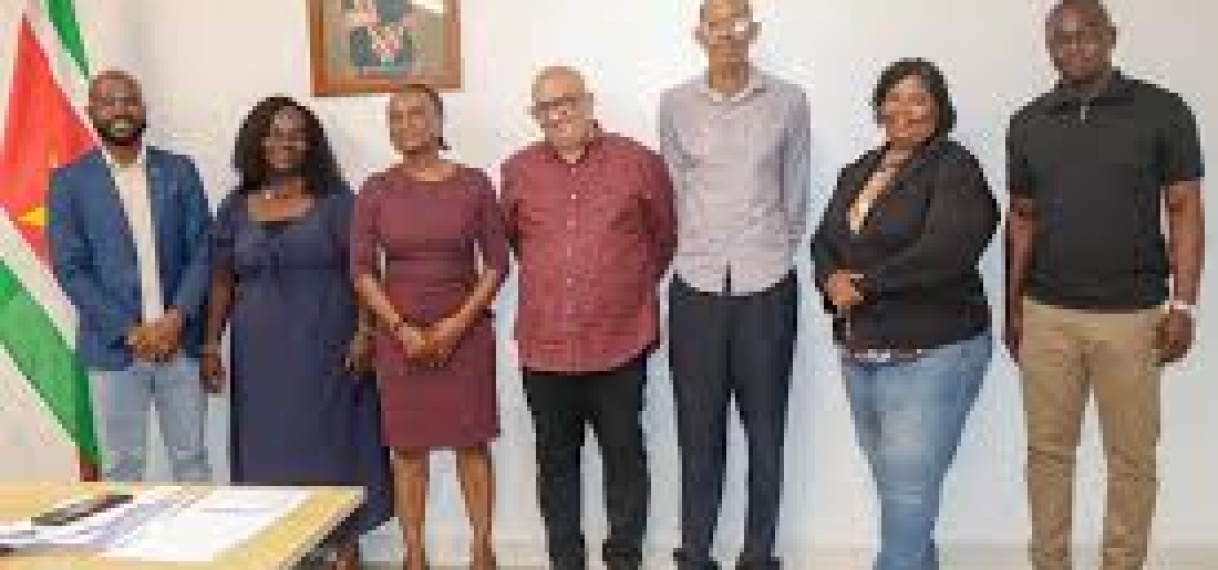 Nieuw bestuur Jeugdtandverzorging Suriname geïnstalleerd