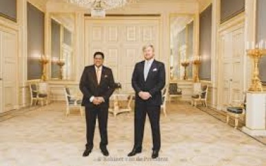 Koningspaar en premier Nederland reageren op overlijden oud-president Santokhi