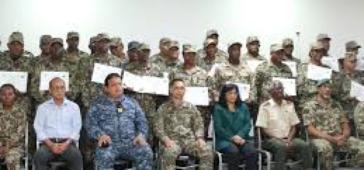 Militairen ronden cursus tot Groepscommandant succesvol af