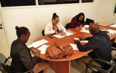 Ondertekening PEU-contract belangrijke stap in versterking luchtvaartsector